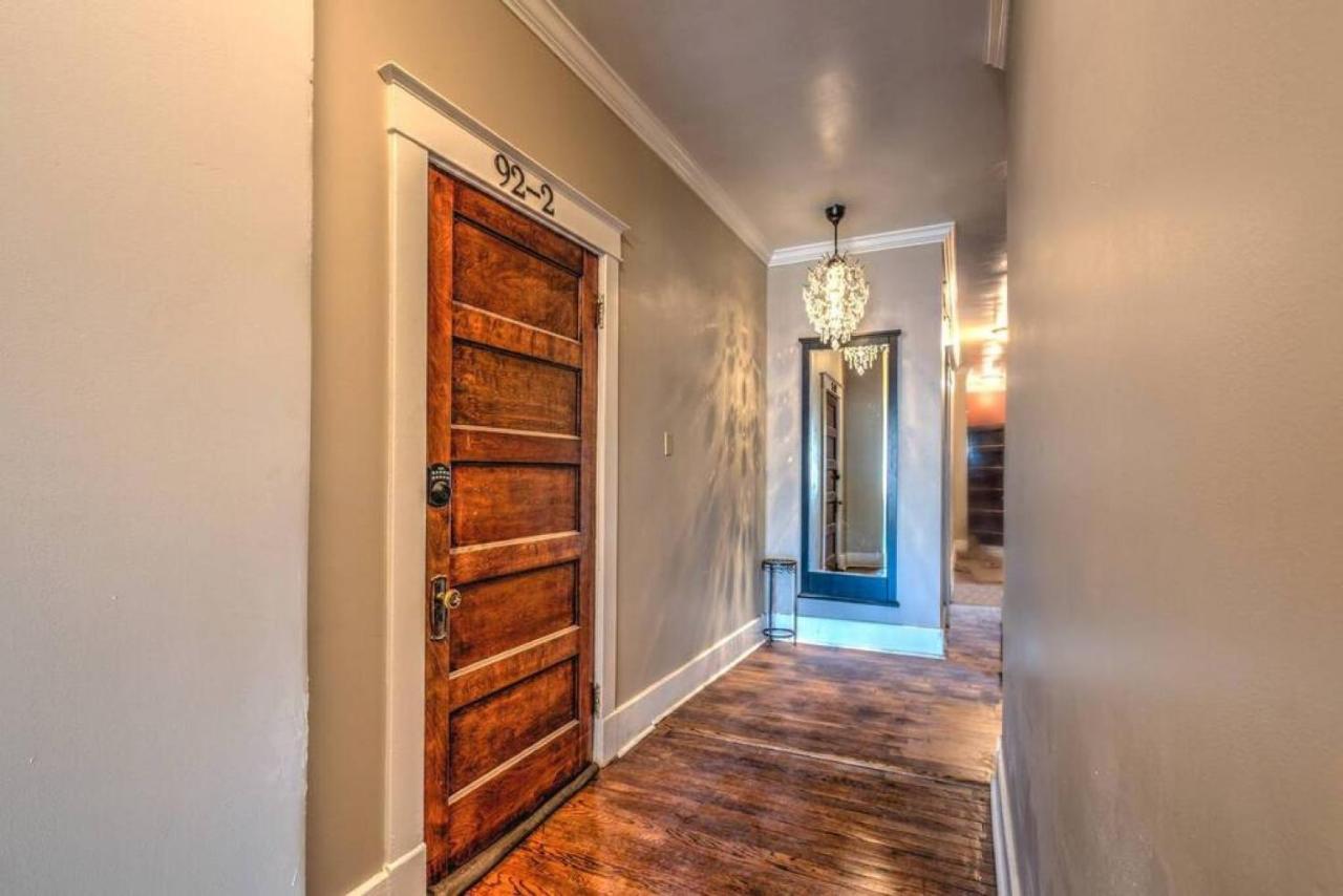 Classic Woodwork And Details In 1912 Colonial MemphisMemphis  Kültér fotó
